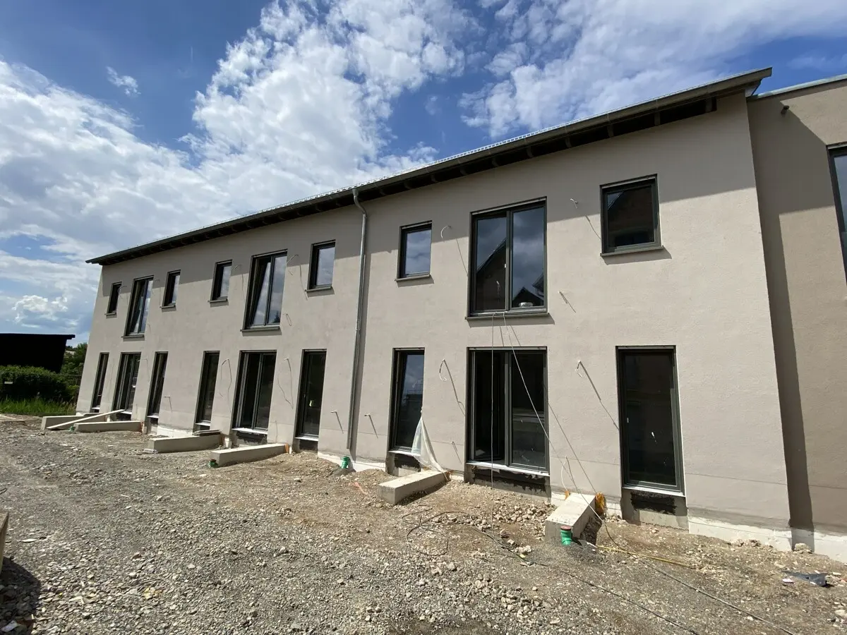 Daheim bleiben & modern wohnen ***Neubau im Ortskern von Steinfeld***