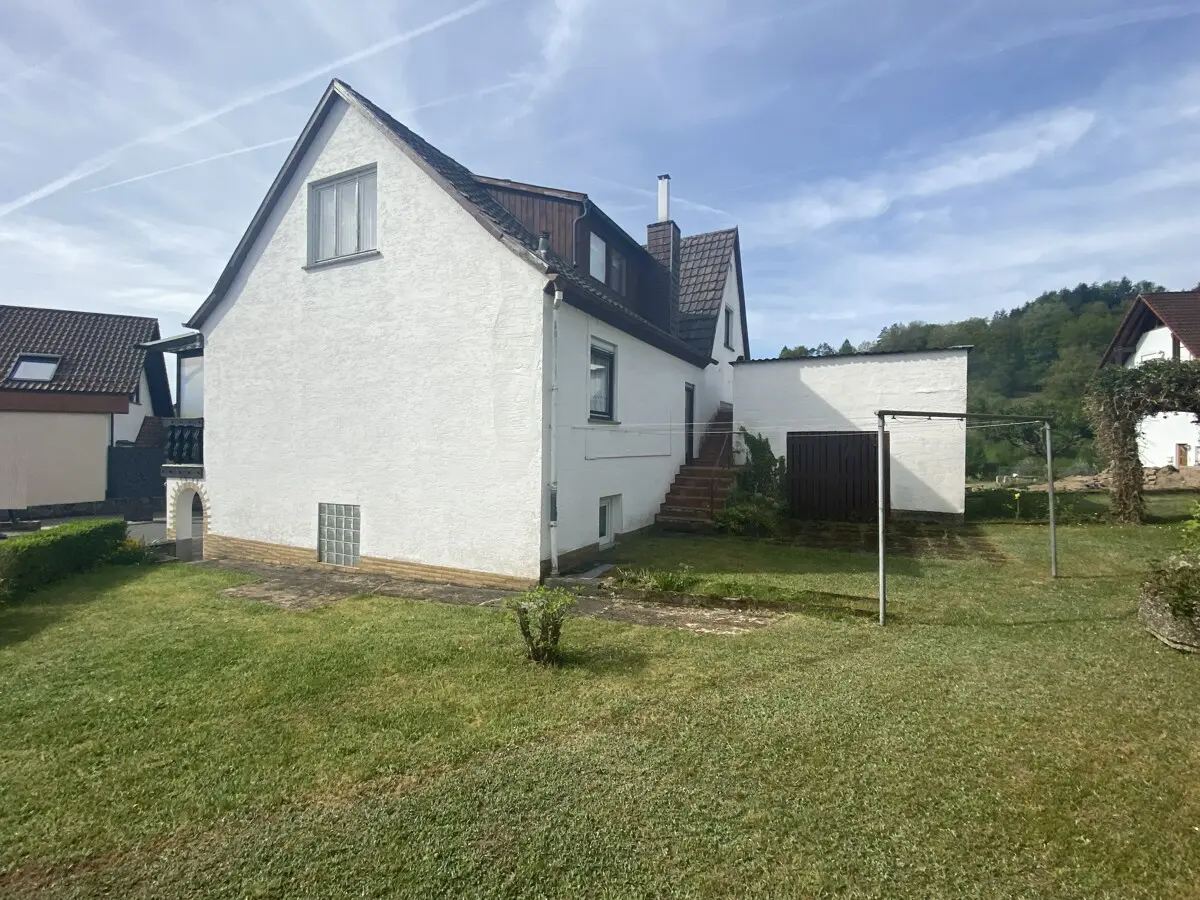 Renovieren – Einziehen – Wohnen! Einfamilienwohnhaus in Wiesthal