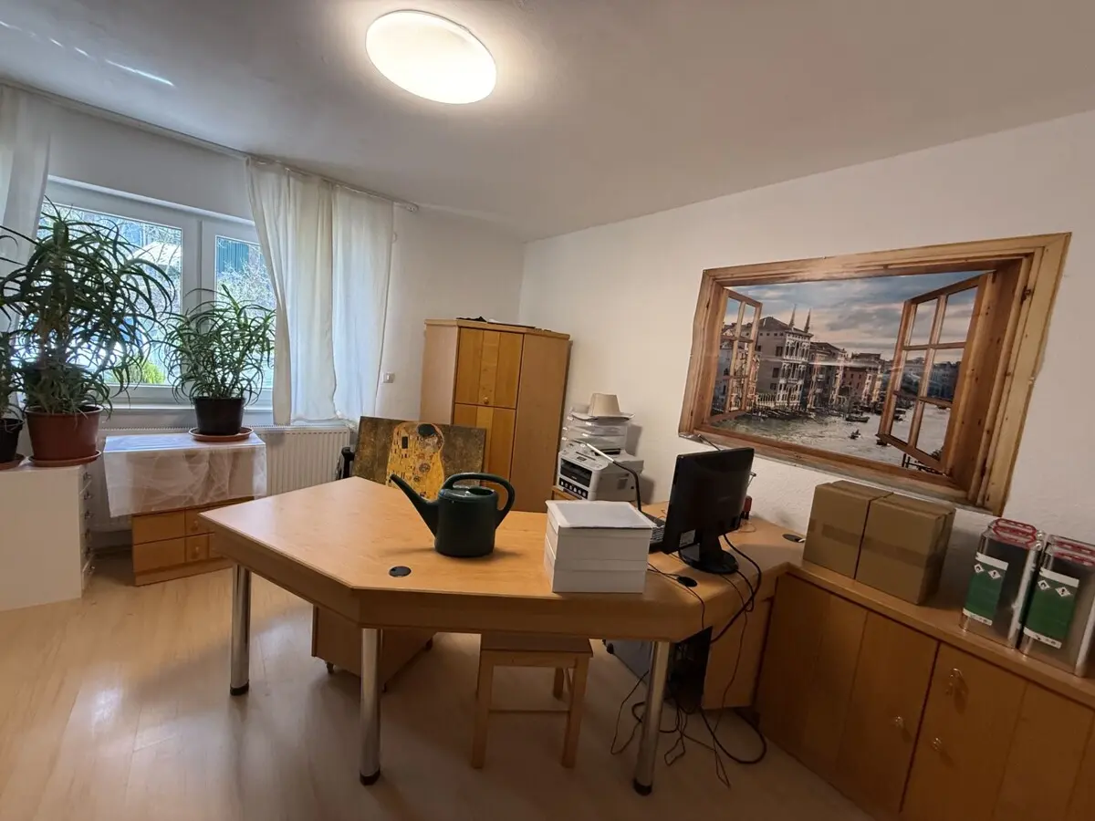 FlexSpace für Ihr Unternehmen – Logistik & Büroflächen in Esselbach
