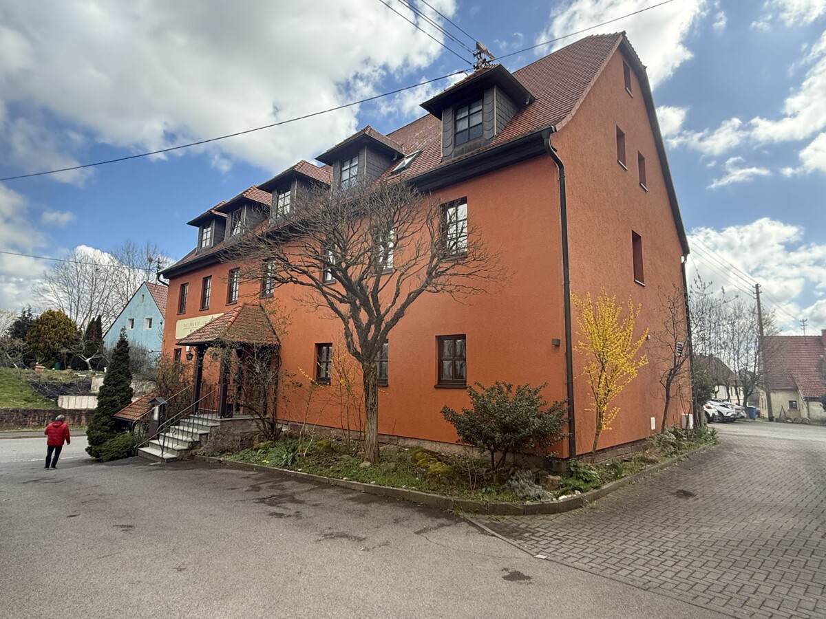 Hotel mit Restaurant, Eventkeller und Entwicklungspotenzial bei Marktheidenfeld