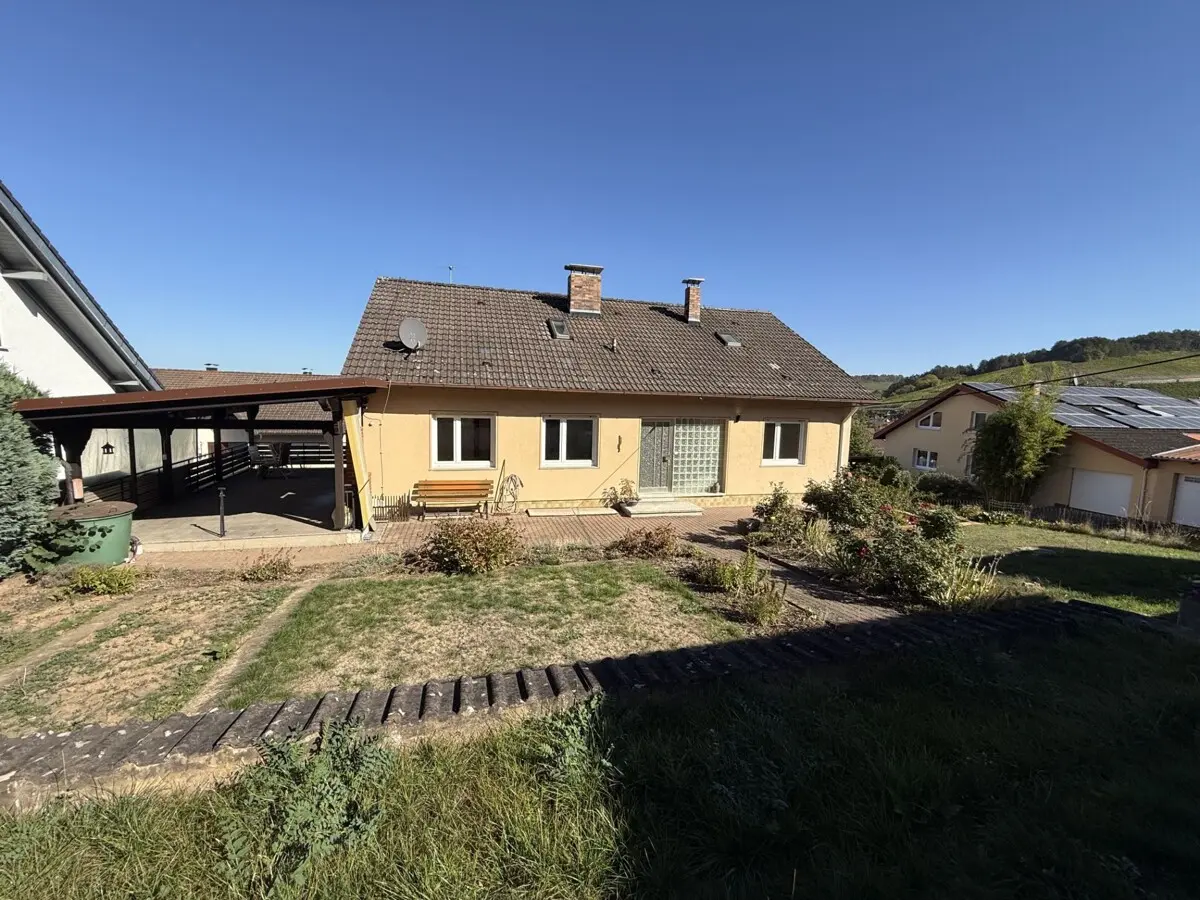 Zwischen Wohnen und Weinbergen – großzügiges Zuhause in Homburg am Main
