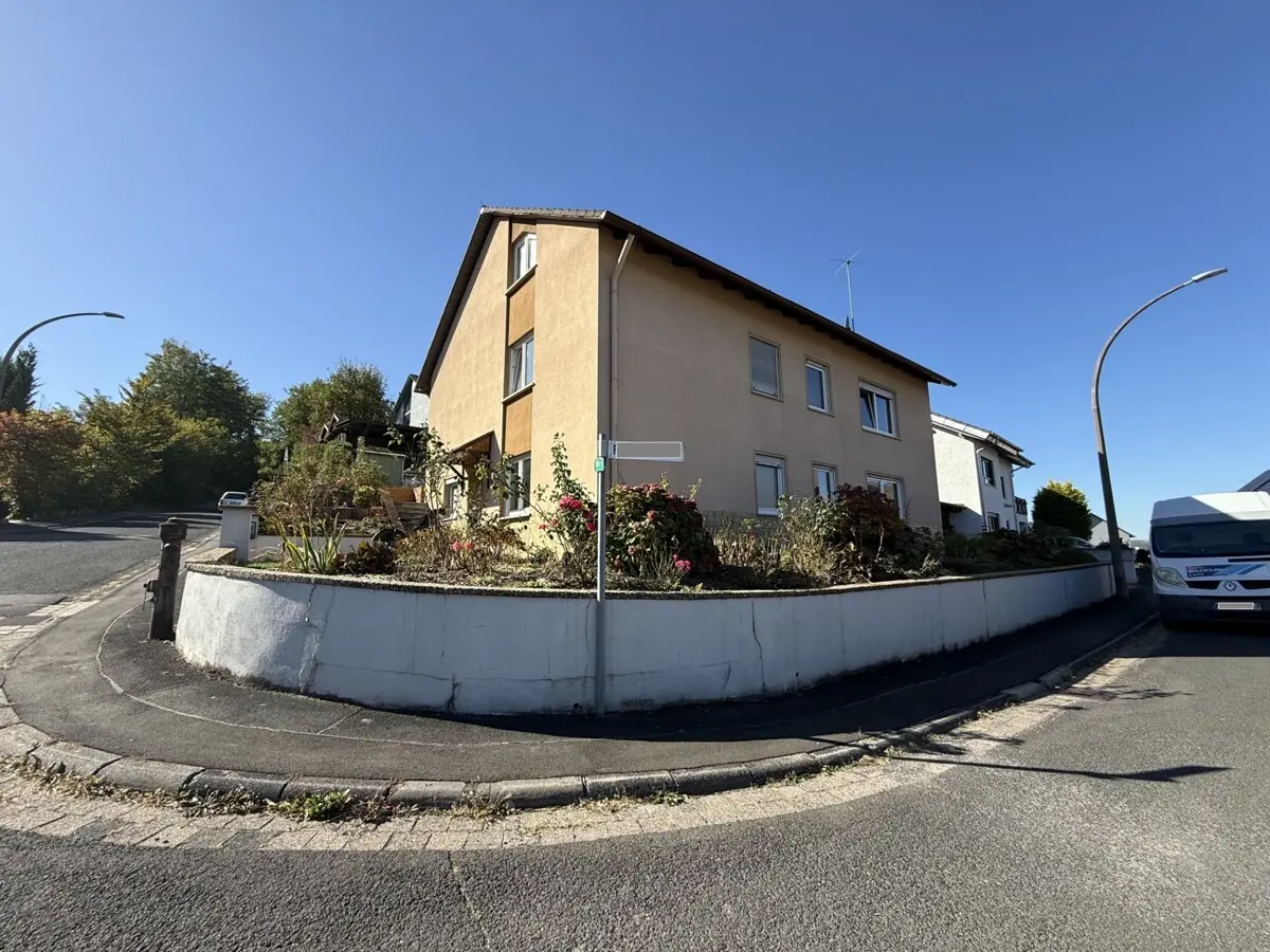 Zwischen Wohnen und Weinbergen – großzügiges Zuhause in Homburg am Main