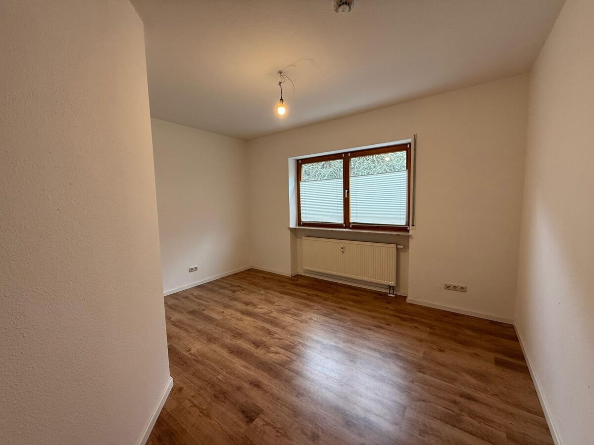 Eigennutzung oder Kapitalanlage – moderne 3-Zimmer-Wohnung mit Seeblick in Neuhütten